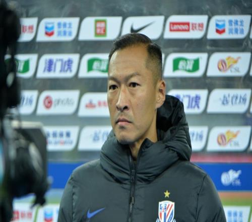 申花鎖定本土最強中場！吳曦36歲再踢1年，退出國足專注申花