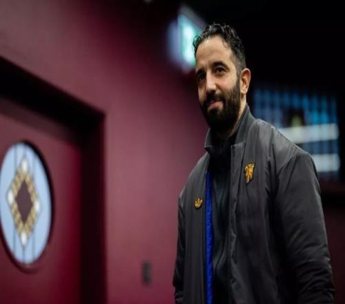 曼聯(lián)殘陣應(yīng)節(jié)禮日獨苗戰(zhàn)，阿莫林誓取3分獻禮佳節(jié)