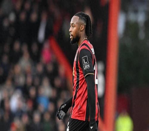 冬窗頭號(hào)重磅交易！英超豪門為何集體搶這位前鋒