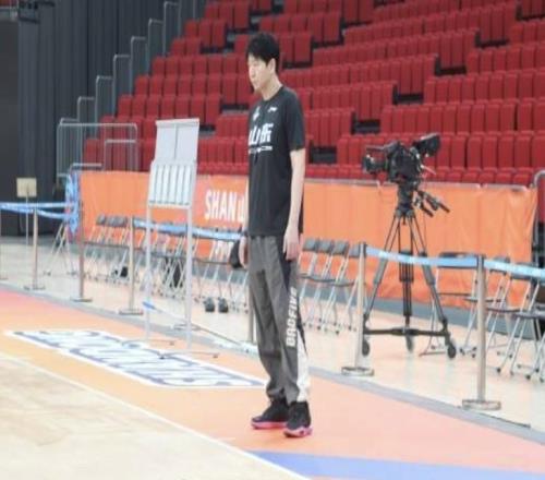 邱彪：今天我們拼得不錯(cuò)打得很頑強(qiáng)，要放低姿態(tài)盡快找回狀態(tài)