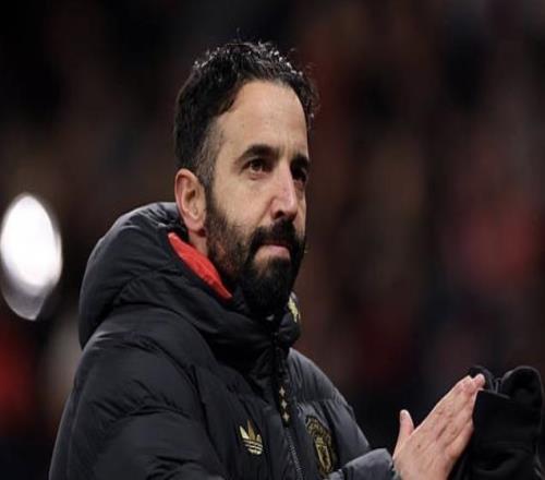 內(nèi)維爾：曼聯(lián)換人后陣型以及場上人員的安排變得相當(dāng)奇怪