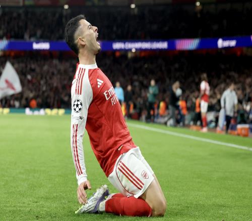 馬丁內(nèi)利稱與曼城爭冠是特權(quán)強(qiáng)調(diào)需穩(wěn)住心態(tài)逐場爭勝_英超直播