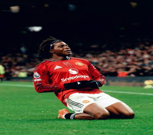 10！7500萬神鋒啞火，殘陣曼聯(lián)主場滅紐卡，逼近英超前四