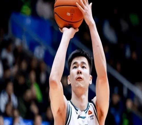 郭昊文又殺瘋！轟21+6助送劈扣，末節(jié)腰部不適下場(chǎng)，同曦沒(méi)他不行