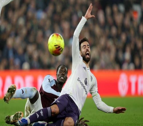 這次有戲嗎曼聯(lián)在最近5場B費(fèi)沒有首發(fā)的英超聯(lián)賽里全部輸球