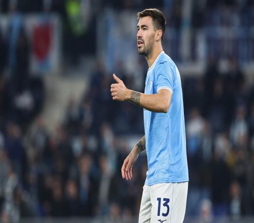 記者報道羅馬尼奧利賽后對裁判表示不滿質(zhì)疑對手進(jìn)球前的手球判罰_意甲直播