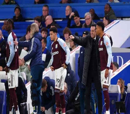 小雷：冬窗對維拉至關重要，如果能補強陣容他們真可能奪冠