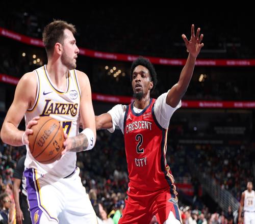 湖人與鵜鶘就赫伯特瓊斯進(jìn)行了談判但鵜鶘的要價(jià)依然很高_(dá)NBA直播