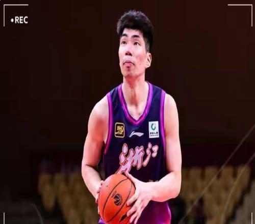 自作孽！放走2大主力，迷信31歲老將，老牌勁旅，如今成CBA魚(yú)腩隊(duì)