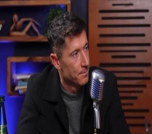 萊萬(wàn)：巴薩讓我停止進(jìn)球是真的，我猶豫過(guò)