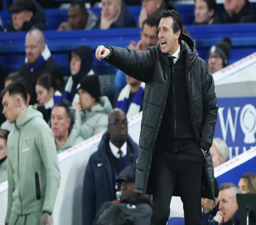 埃梅里神了：瘋狂11連勝，大黑馬沖擊英超冠軍，只比阿森納少3分