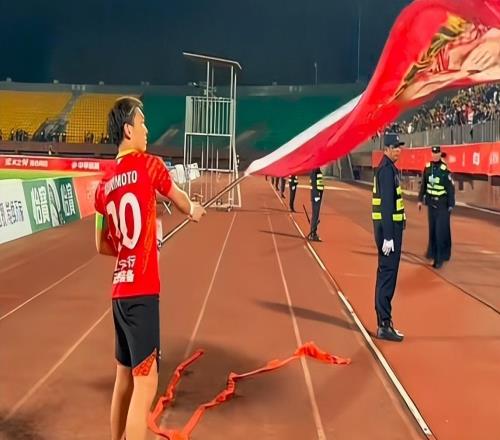 無奈！遼寧鐵人不續(xù)約中場核心，5球19助外援離隊