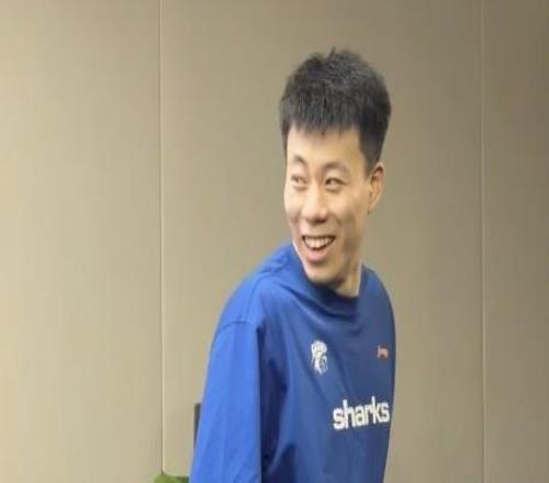 有點尷尬！出席賽后新發(fā)卻被告知不具備資格，張鎮(zhèn)麟：那我走