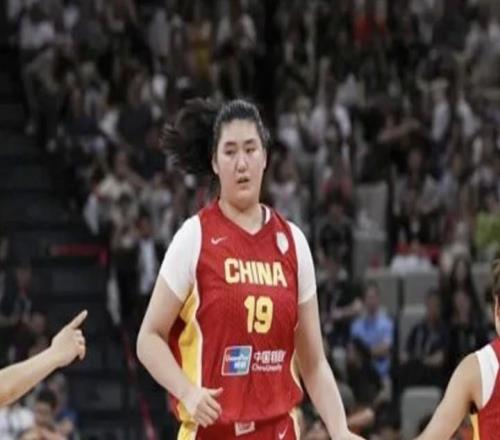 將迎來職業(yè)聯(lián)賽首秀，官方：2.26米張子宇通過WCBA窗口期注冊