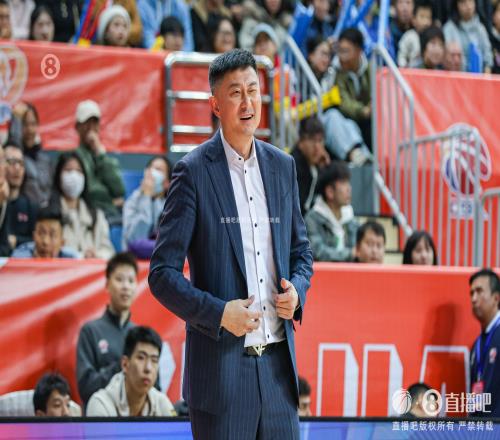 杜鋒談球隊(duì)年輕球員及傷缺情況稱勝利來之不易_CBA直播