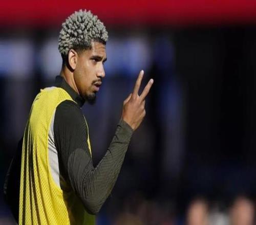 每體：阿勞霍已經(jīng)回到巴塞羅那，周一將參加球隊(duì)合練