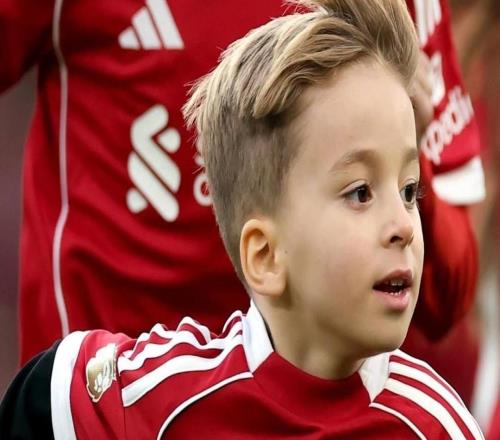 孩子以球童身份出場，若塔遺孀感謝利物浦：感謝大家的愛