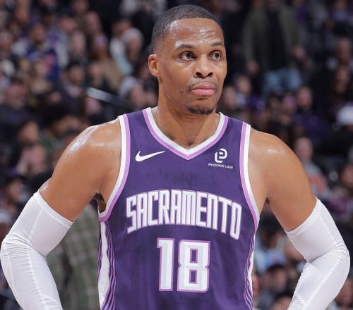 NBA今日里程碑！布朗追平伯德，威少超越威爾金斯，小卡生涯之夜