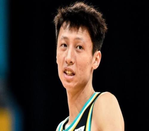 本賽季！CBA有四位頂薪球員，把自己的身價(jià)打沒(méi)了