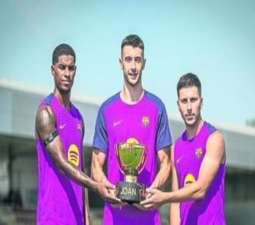 世體：巴薩本賽季的新援表現出色，符合弗里克的預期