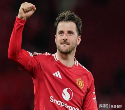 上升8位！曼聯(lián)進(jìn)步冠絕英超，三人晉級(jí)難歸，阿莫林擔(dān)心B費(fèi)搶飯碗