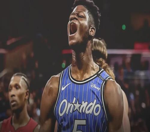 正式加盟！你好，模型怪！終于殺回了NBA