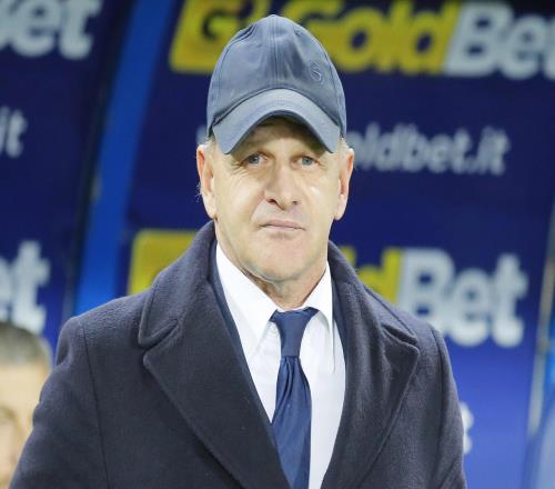 前主帥點(diǎn)評(píng)佛羅倫薩球隊(duì)狀態(tài)：處于墊底位置反而無所畏懼，祝福未來好運(yùn)_意甲直播