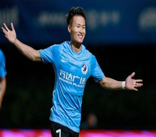 方昊前段時間網(wǎng)傳去遼寧鐵人，如今卻沒下文，或要壓哨留國安