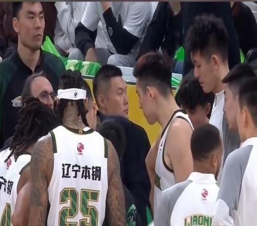 遼寧男籃遭3連敗！莫蘭德場均2.3分7.6板多項(xiàng)數(shù)據(jù)創(chuàng)造生涯新低