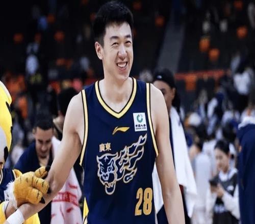 廣東大勝天津！三外合砍57分，王少杰強硬，三后衛卻在打鐵！