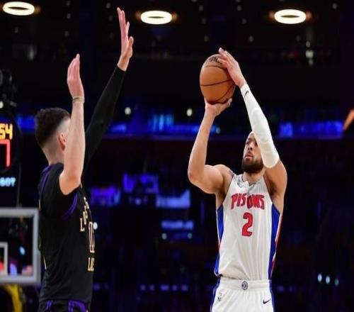 生日夜慘敗！詹姆斯17中6僅得17分！湖人被打爆，東契奇30+11