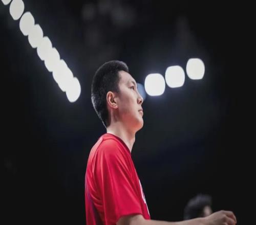 新賽季狀態成謎！胡明軒怎么了陳國豪怎么了