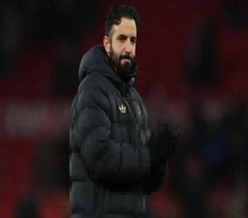 阿莫林換人惹眾怒，球隊需要進(jìn)球他卻用中衛(wèi)換中衛(wèi)