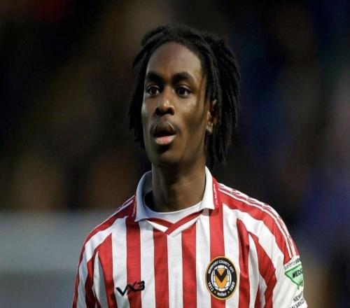 英媒：曼聯(lián)從英乙召回外租后衛(wèi)阿爾喬弗里，哈里森也即將歸隊(duì)