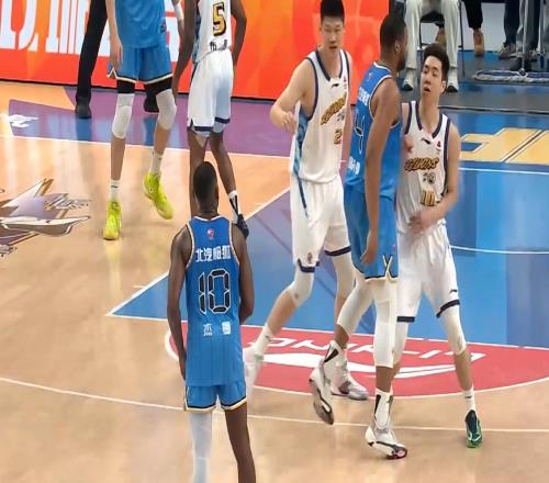 隨著廣東8輪全勝，廣廈送北京首敗，CBA最新積分榜有變：榜首易主