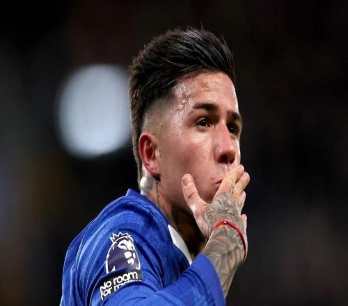 恩佐百場里程碑建功，切爾西22伯恩茅斯三輪不勝，曼城笑納大禮