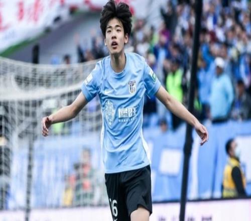 不愧足球城！今年中國觀眾前30名足球賽：大連占到50%！