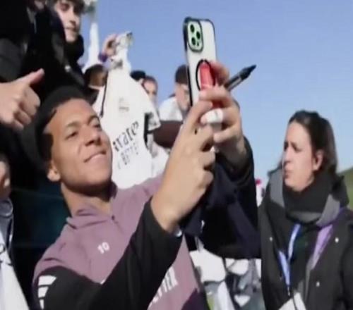 姆巴佩：希望視我為偶像的人能超越我，比我變得更強