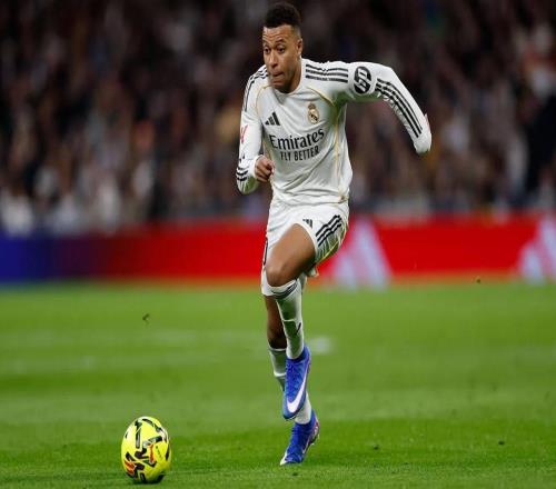 皇馬官方：姆巴佩左膝扭傷法媒預計至少傷缺三周