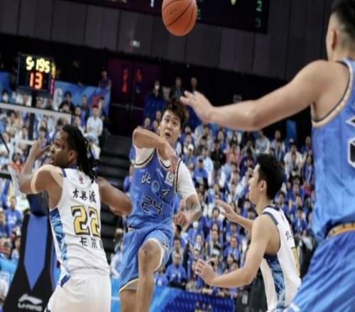 趙睿：戰廣廈打得有點累，球隊早點暴露出問題不是壞事