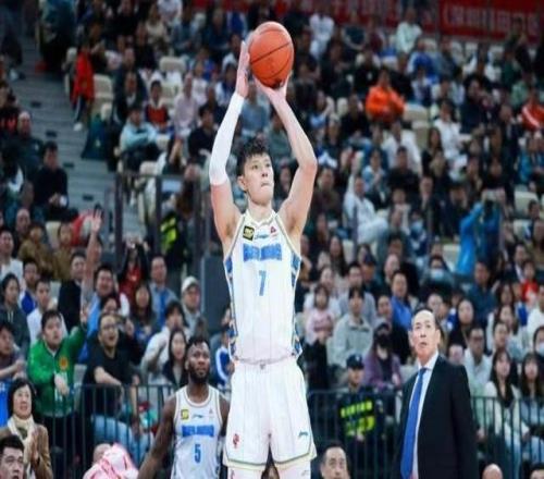 CBA拿到澄清信曾凡博元旦大戰(zhàn)將迎賽季首秀