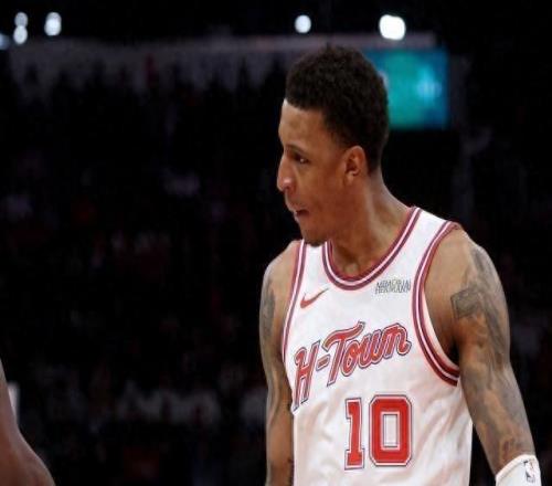 轟21+10！火箭1.22億沒白花，22歲新星蛻變大贏家