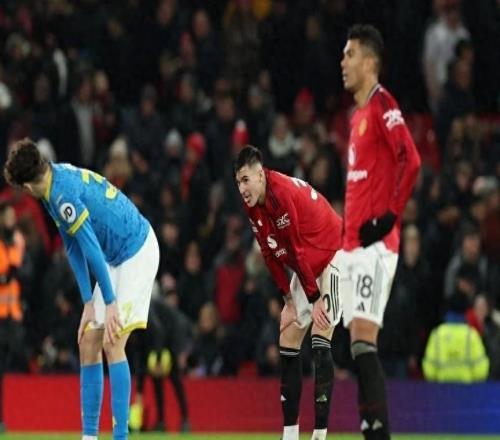 11戰平英超墊底球隊，曼聯球迷噓聲震天