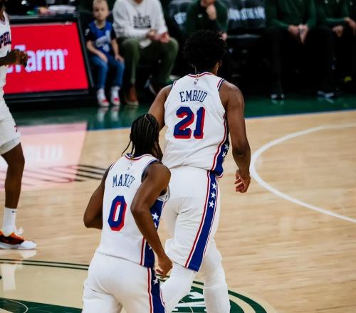 探花準絕殺！76人大逆轉，恩比德28中11，灰熊11號秀創生涯新紀錄