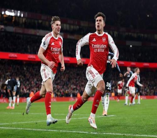 41！億元先生高掛免戰(zhàn)牌，阿森納照樣吊打維拉，甩開曼城5分