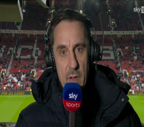 內(nèi)維爾：曼聯(lián)對陣?yán)顷?duì)又回到343體系，這樣安排并不合理