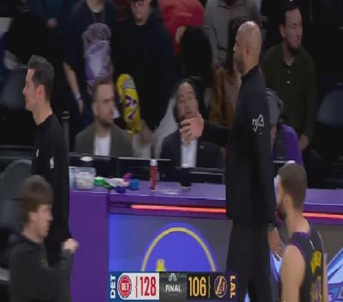 No！突發(fā)傷病潮！湖人又一首發(fā)球員倒下