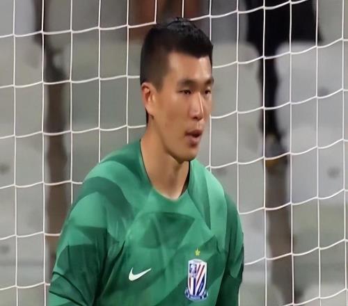 騷操作！門將位置走馬換將，上海申花做了一個非常不明智的決定