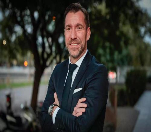 巴薩主席候選人：巴薩過去20年都是一言堂我從小就深愛巴薩