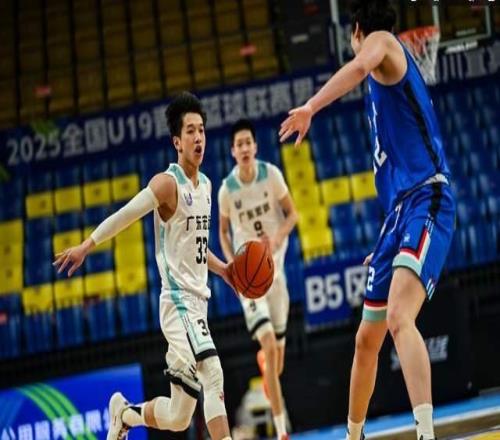 降維打擊！杜鋒愛徒爆發，獨砍32分15助攻，廣東淘汰山東挺進4強